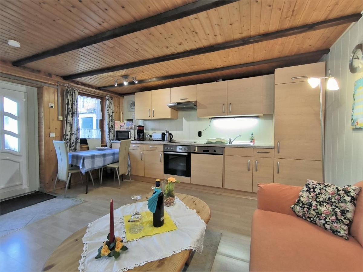 Ferienwohnung Mohnkopf - Unterkunft Fuer 2 Bis 3 Personen Mit Terrasse Jerrishoe ภายนอก รูปภาพ