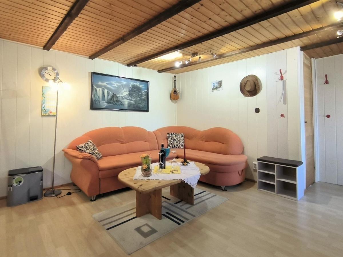 Ferienwohnung Mohnkopf - Unterkunft Fuer 2 Bis 3 Personen Mit Terrasse Jerrishoe ภายนอก รูปภาพ